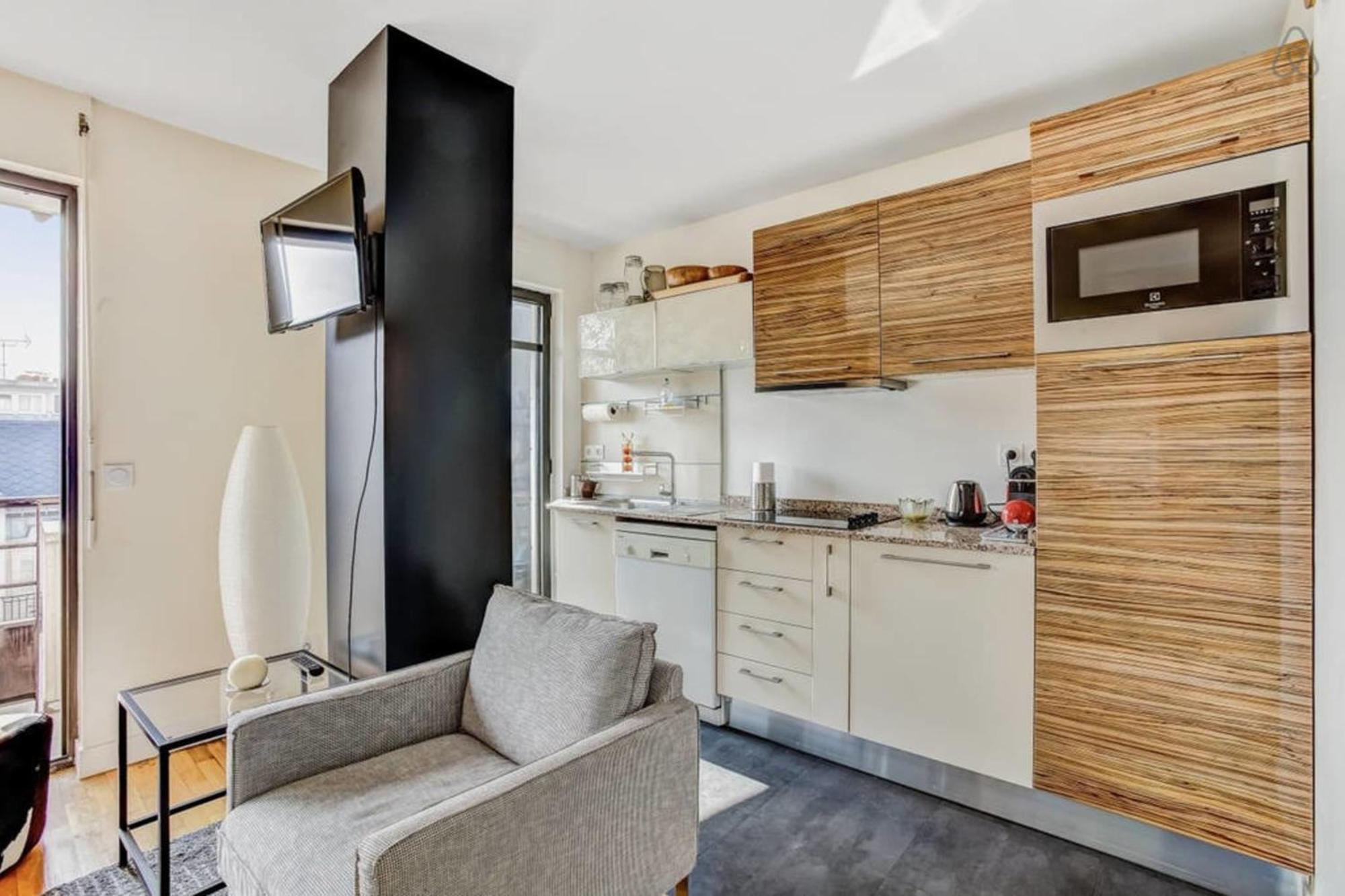 Appartement Des Toits - Welkeys Paris Exterior photo